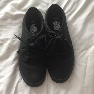 Vans black male sneakers. Size 10